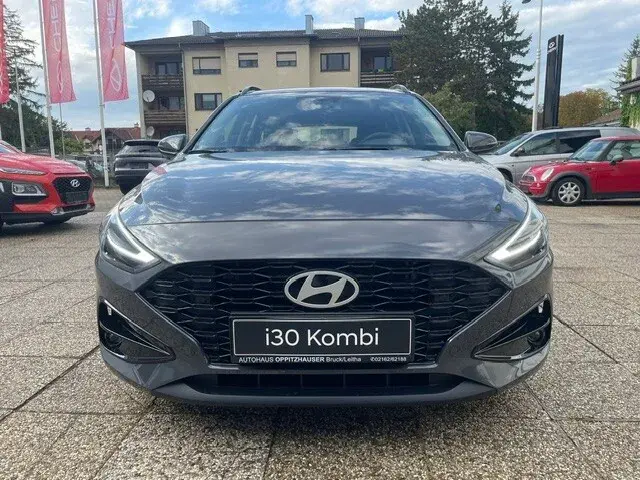 Hyundai i30 Kombi 1,0 TGDI Smart Line, Foto 2