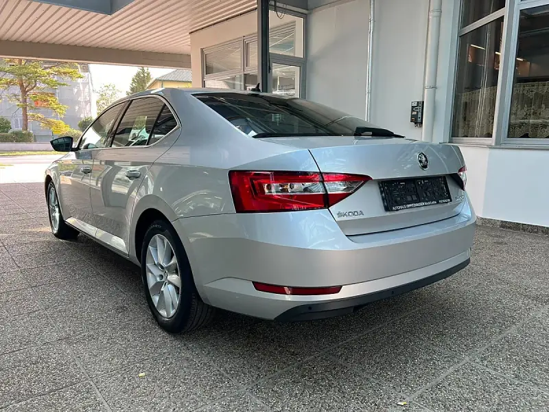 Skoda Superb 1,5 TSI ACT Ambition, Foto 6