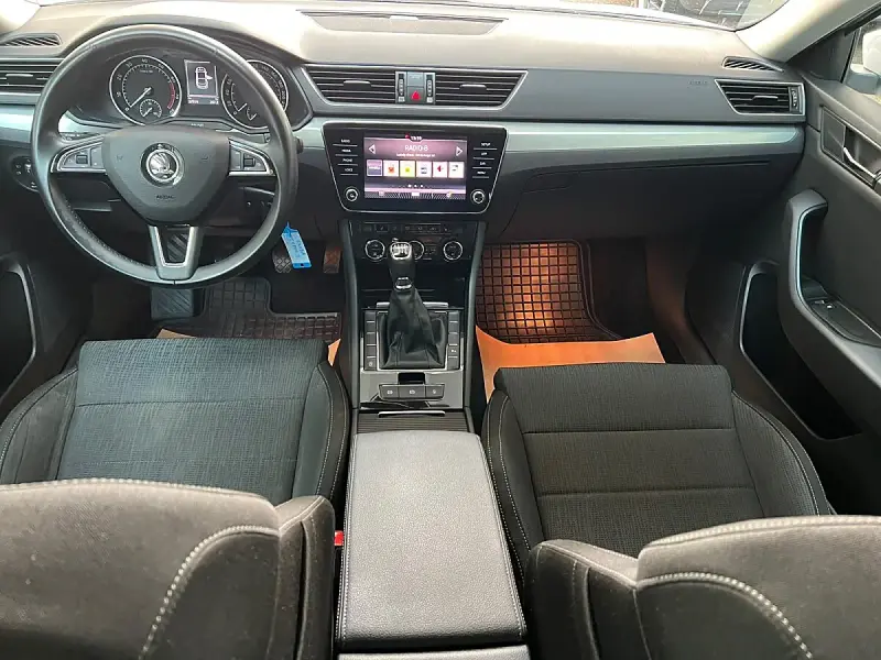 Skoda Superb 1,5 TSI ACT Ambition, Foto 8