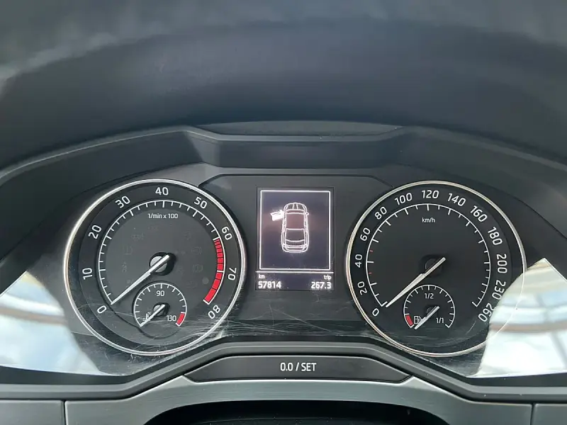 Skoda Superb 1,5 TSI ACT Ambition, Foto 14