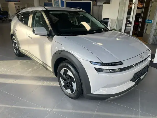 Hyundai Ioniq 3 Elektro 42kWh Select Aut., Foto 3