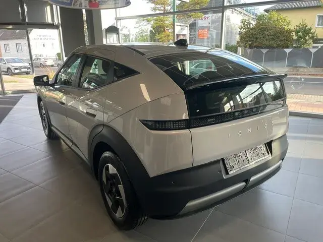 Hyundai Ioniq 3 Elektro 42kWh Select Aut., Foto 6