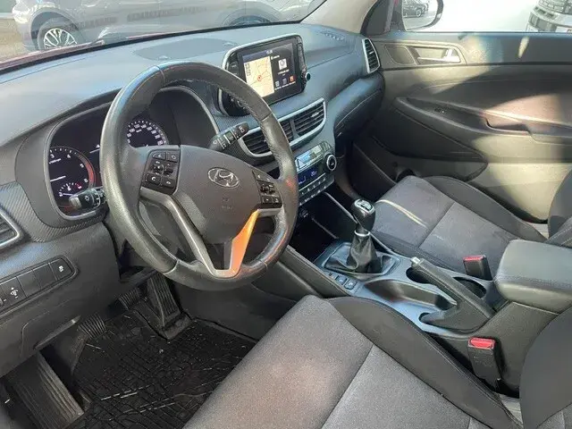 Hyundai Tucson 1,6 CRDI 4WD Level 3, Foto 8