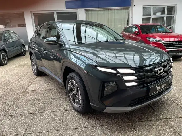 Hyundai Tucson 1,6 T-GDI 2WD Edition 35, Foto 3