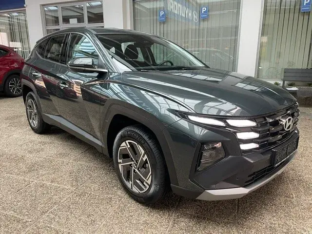 Hyundai Tucson 1,6 T-GDI HEV 2WD Edition 35 Aut., Foto 3