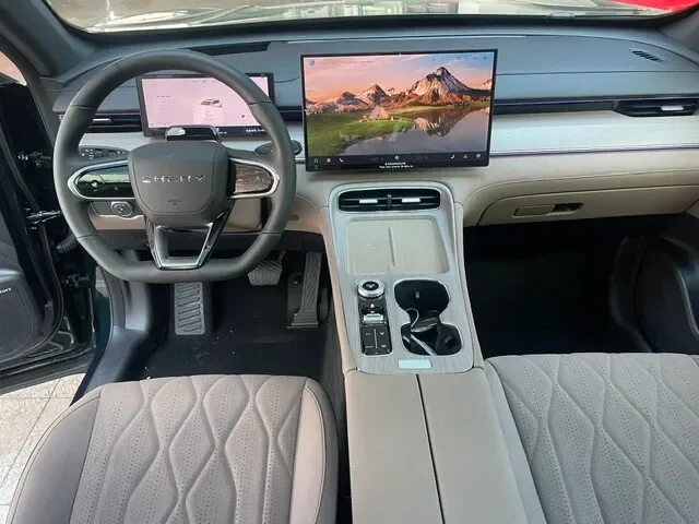 Chery Tiggo 8 PHEV Luxury, Foto 7