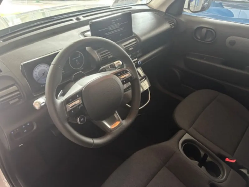 Hyundai INSTER Smart Line 49kWh, Foto 7