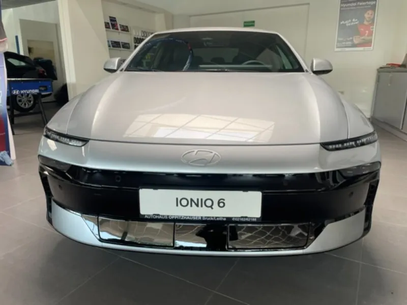 Hyundai IONIQ 6 Comfort Line 84 kWh 2WD, Foto 2