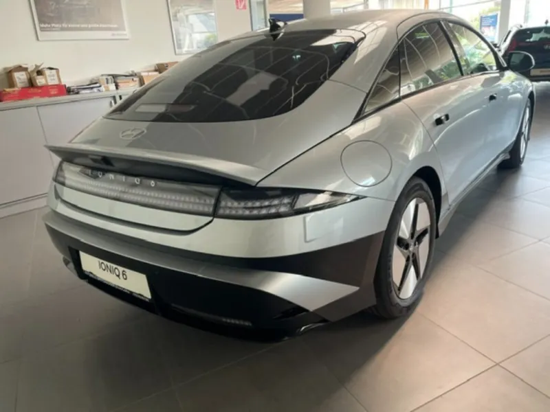 Hyundai IONIQ 6 Comfort Line 84 kWh 2WD, Foto 4